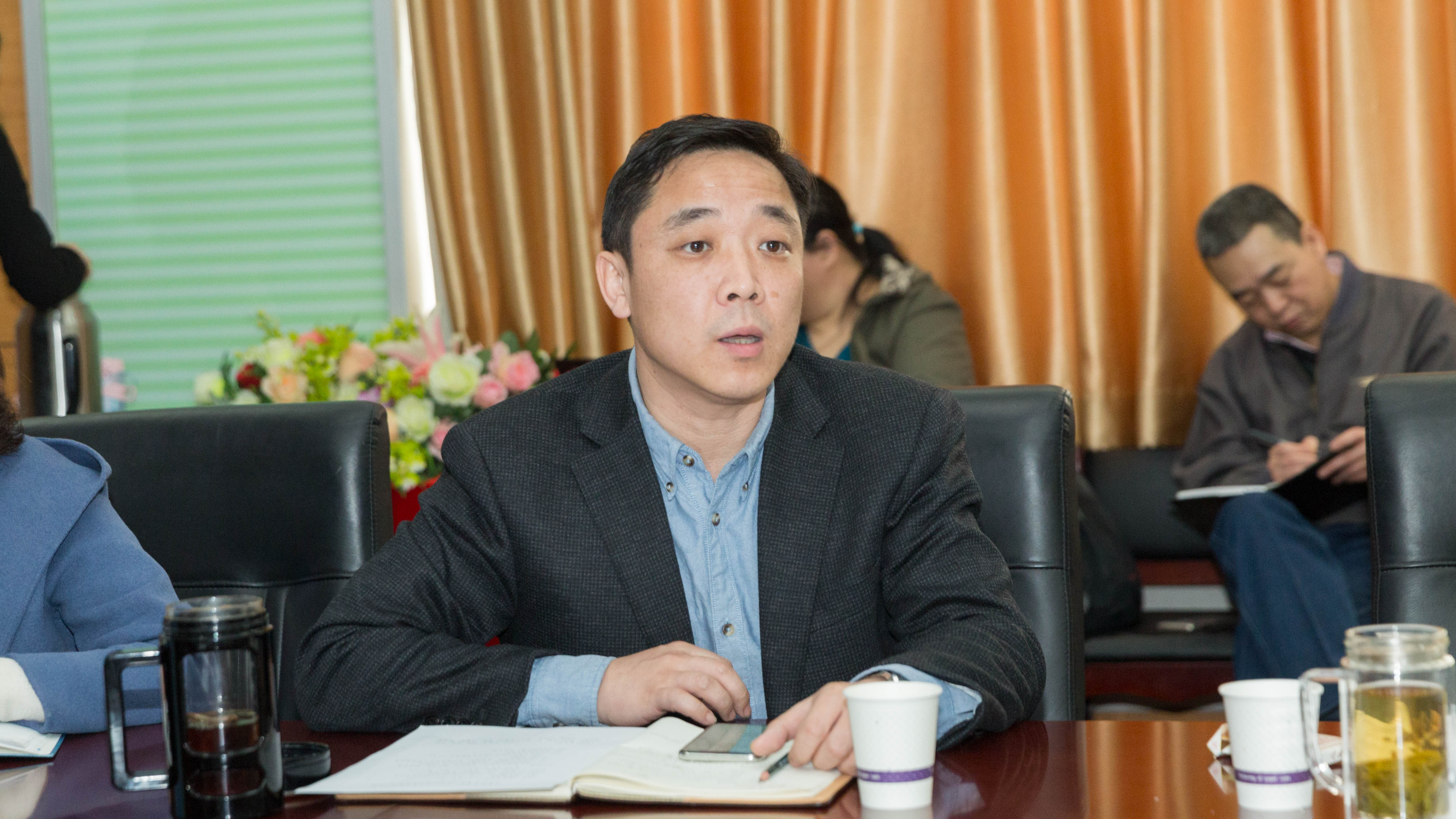 dbf21e6218a349e2412eacbbb6029082.jpg dbf21e6218a349e2412eacbbb6029082.jpg