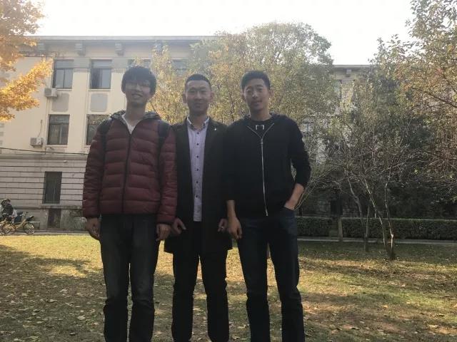 abb08b77307862f22f0ab988a7849631.jpg 杜一鹏2.jpg