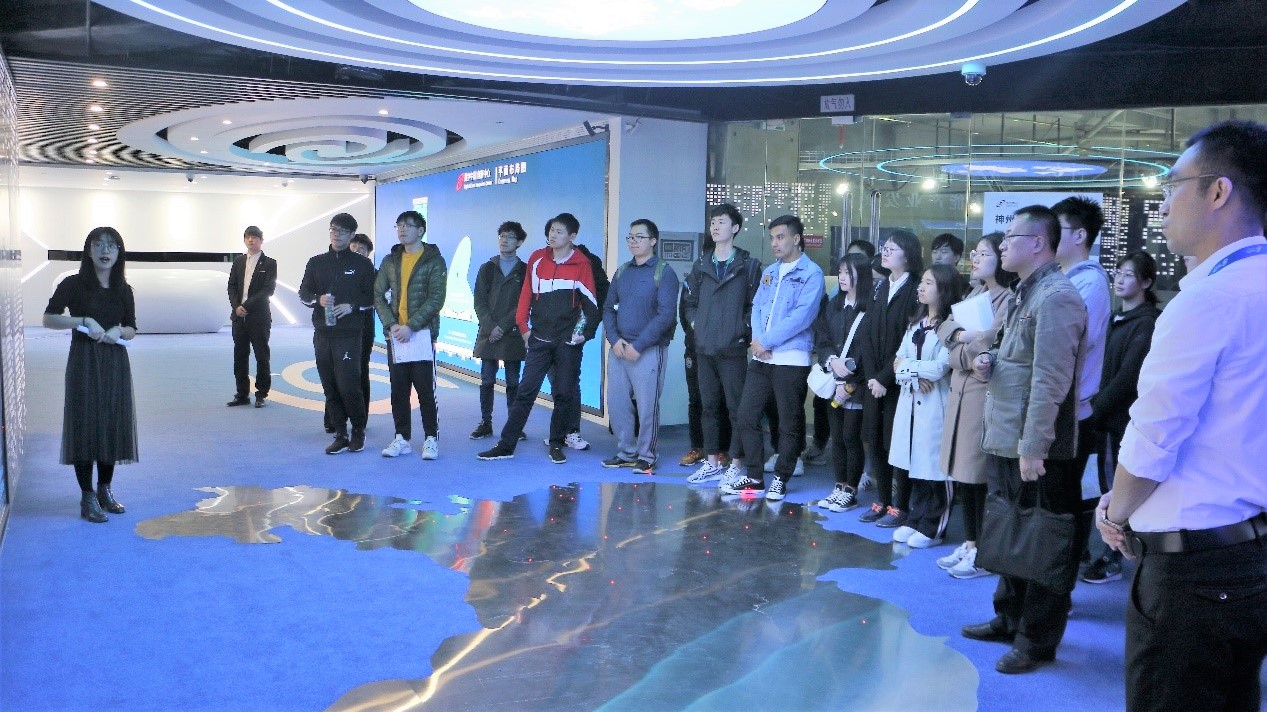 31752ec9e5e8ed18e6010856bea04a51.jpg 31752ec9e5e8ed18e6010856bea04a51.jpg