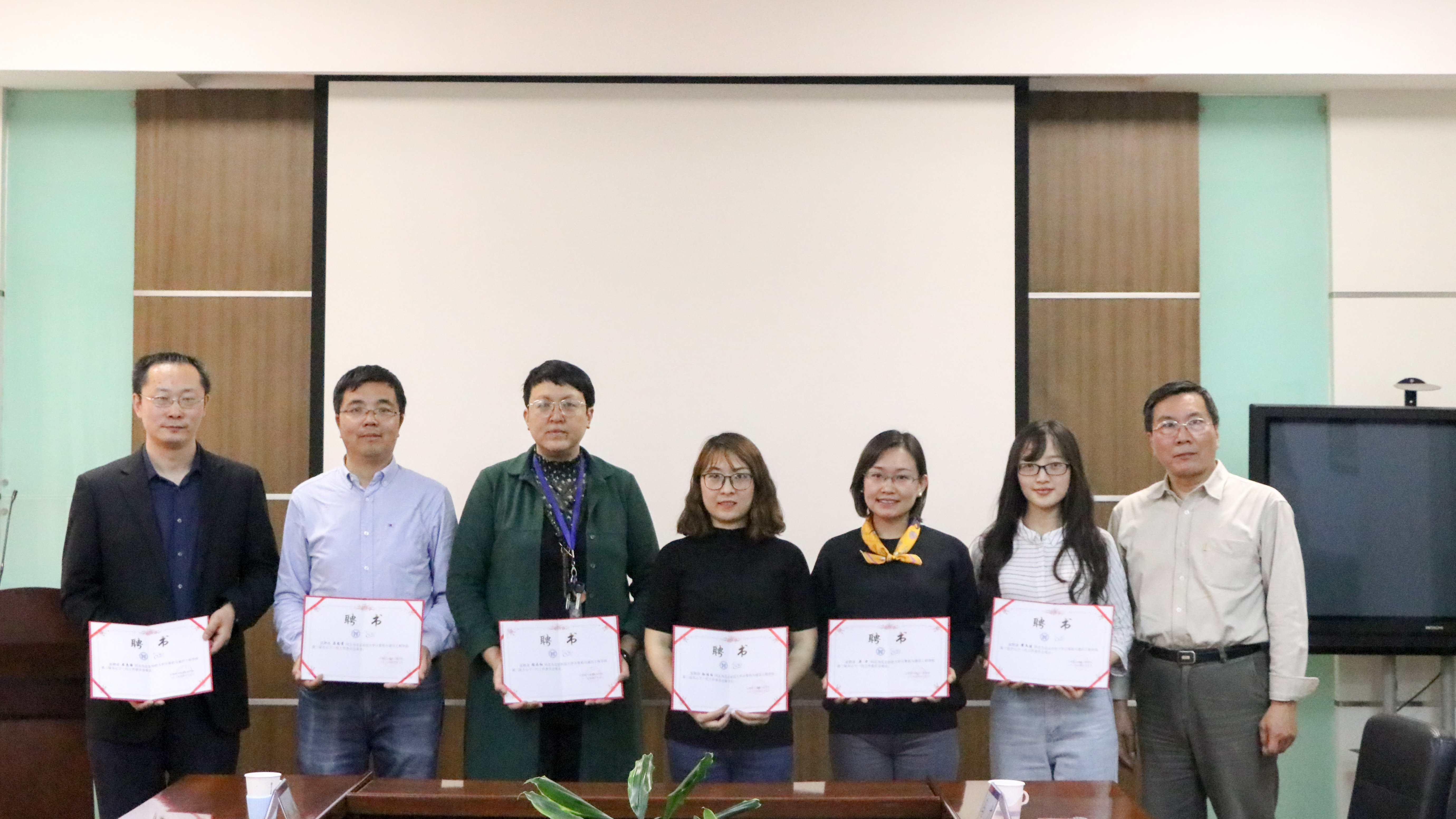 ab2b6a17b7e8cc683ca9199c17f1f17b.jpg ab2b6a17b7e8cc683ca9199c17f1f17b.jpg