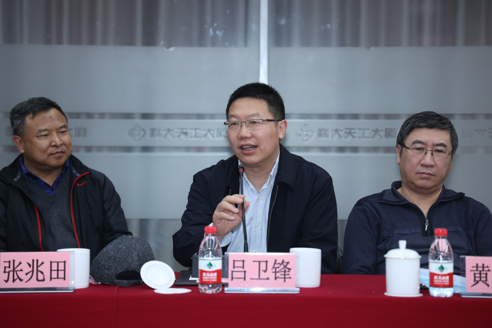 IMG_9073.JPG IMG_9073.JPG